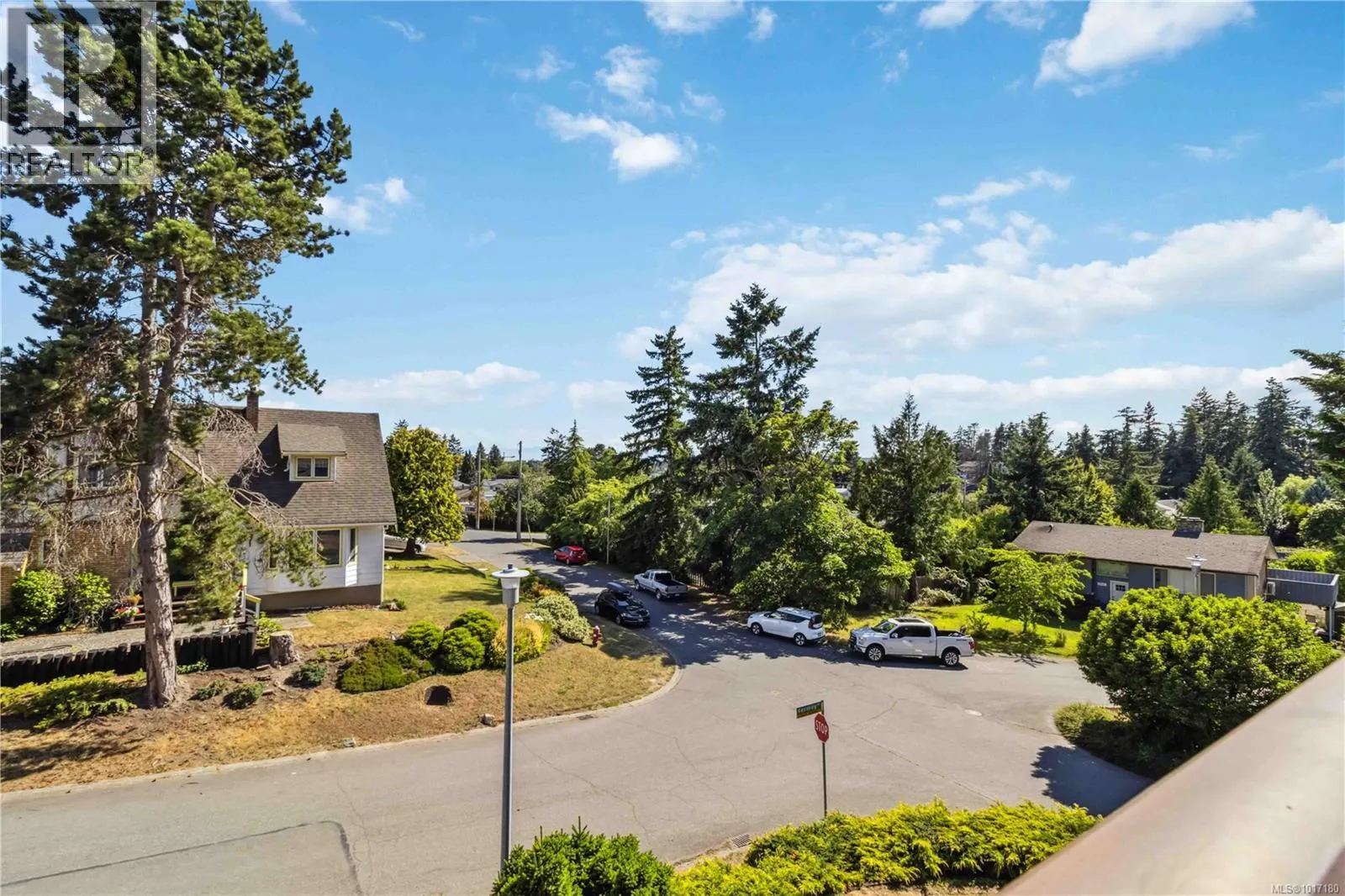 550 Fermoy Pl