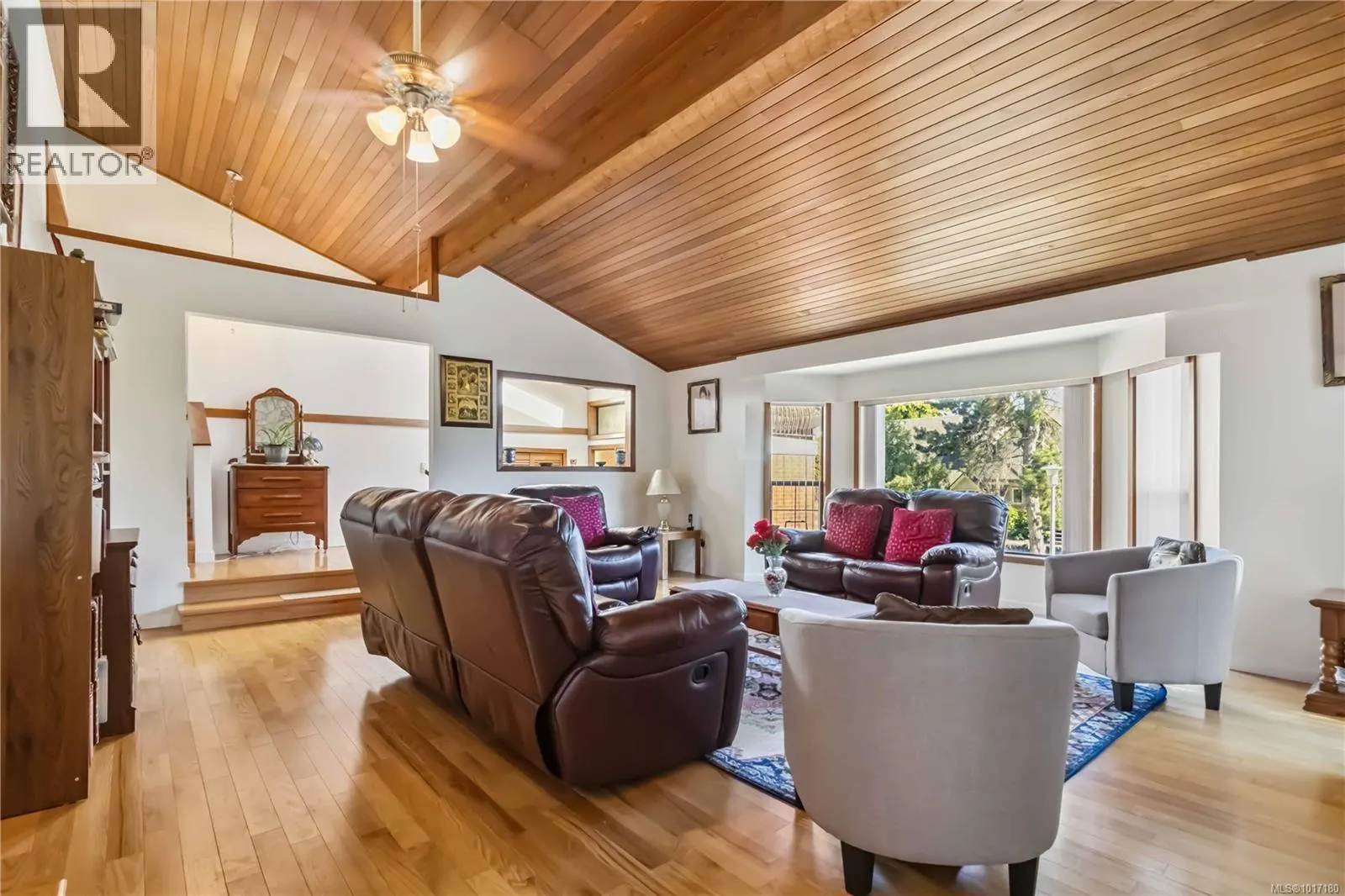 550 Fermoy Pl