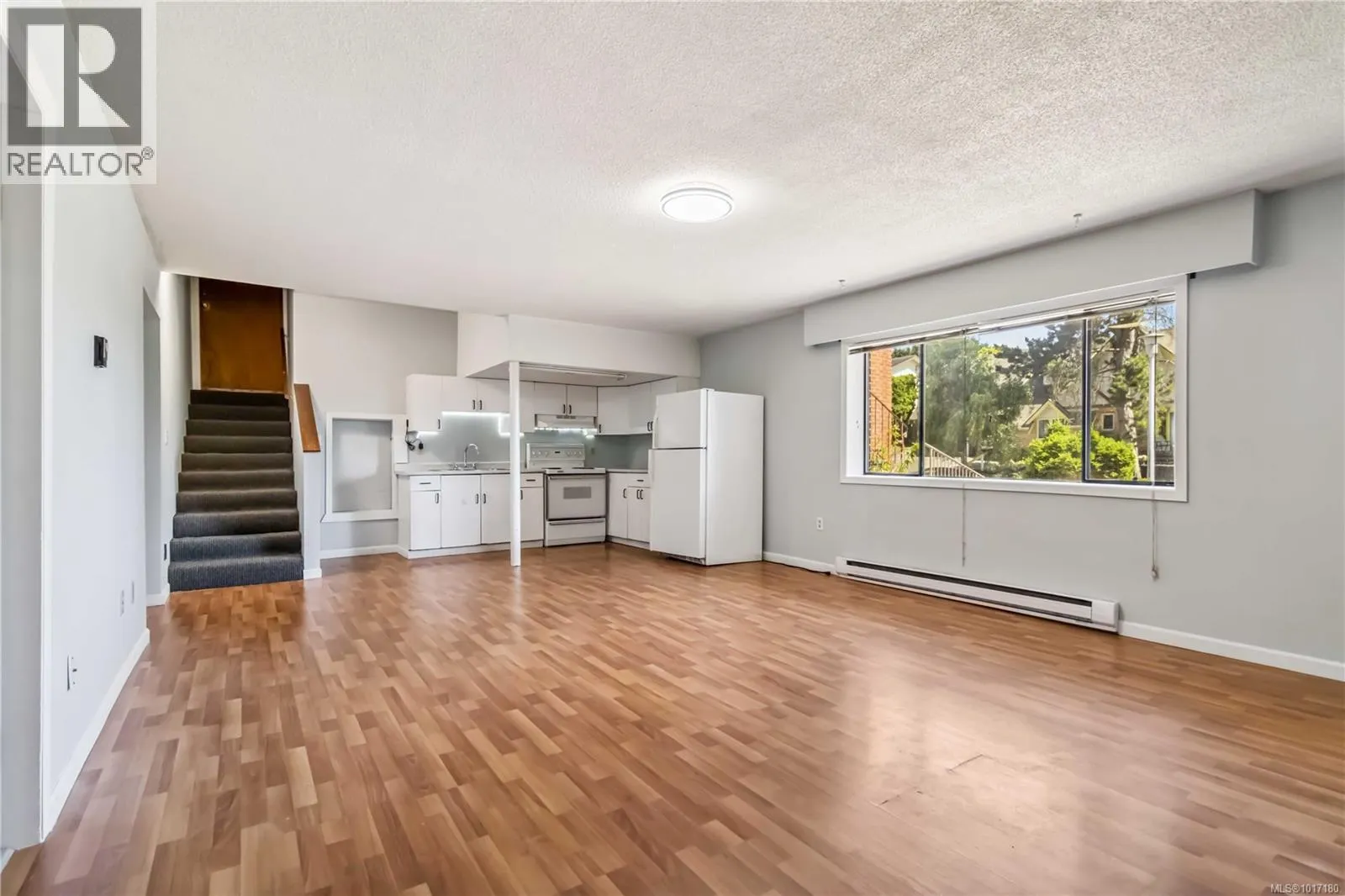 550 Fermoy Pl