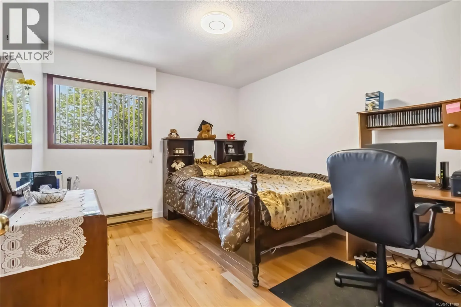 550 Fermoy Pl