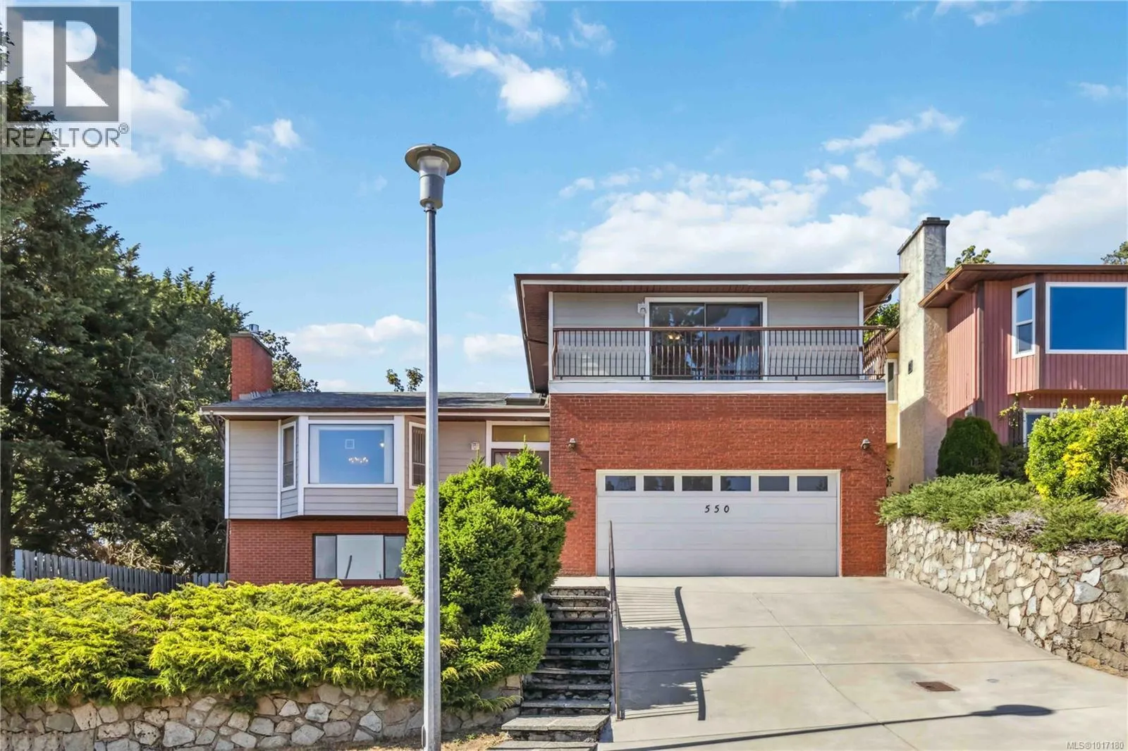 550 Fermoy Pl