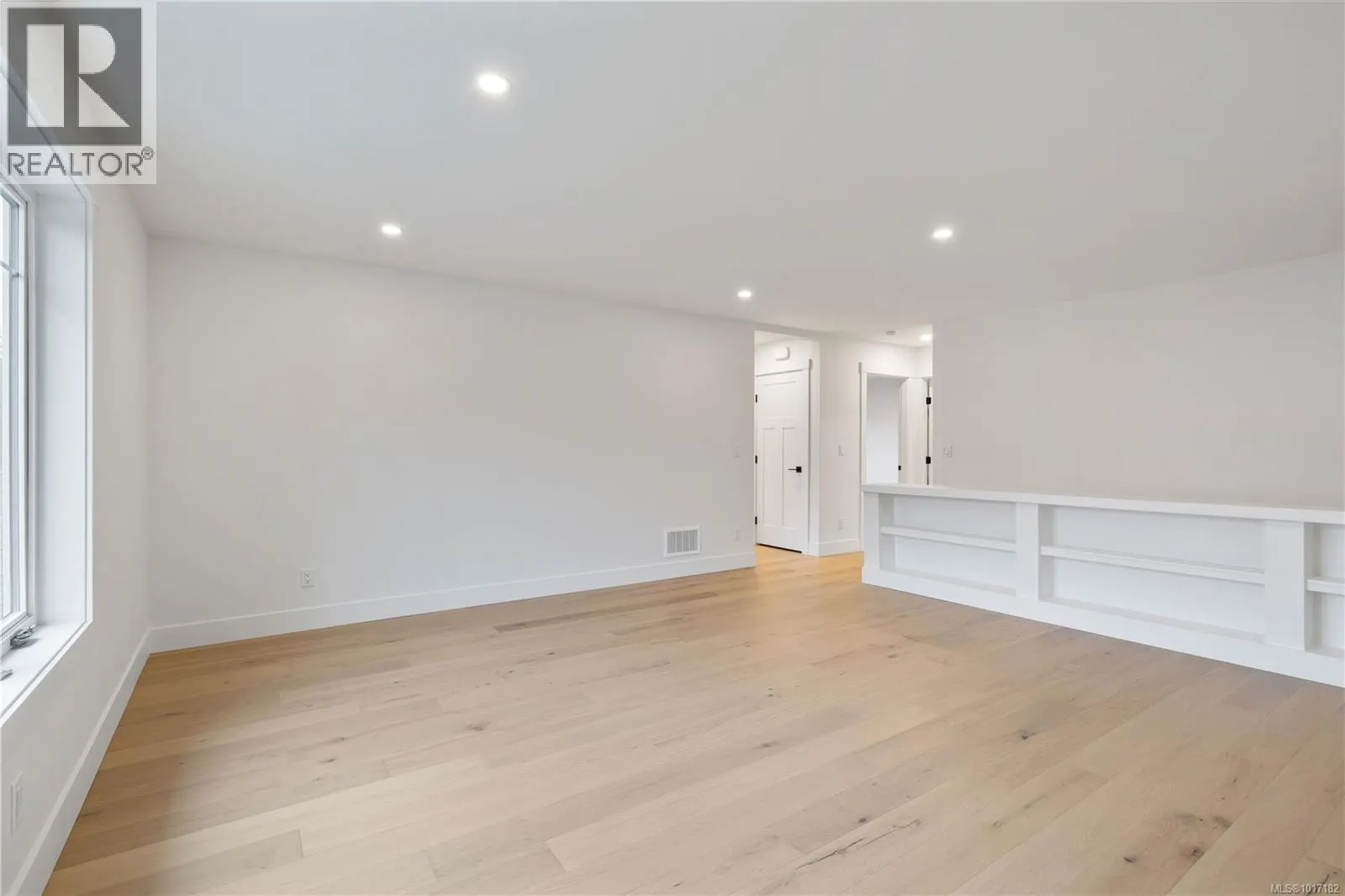 1037 Rozzano Pl