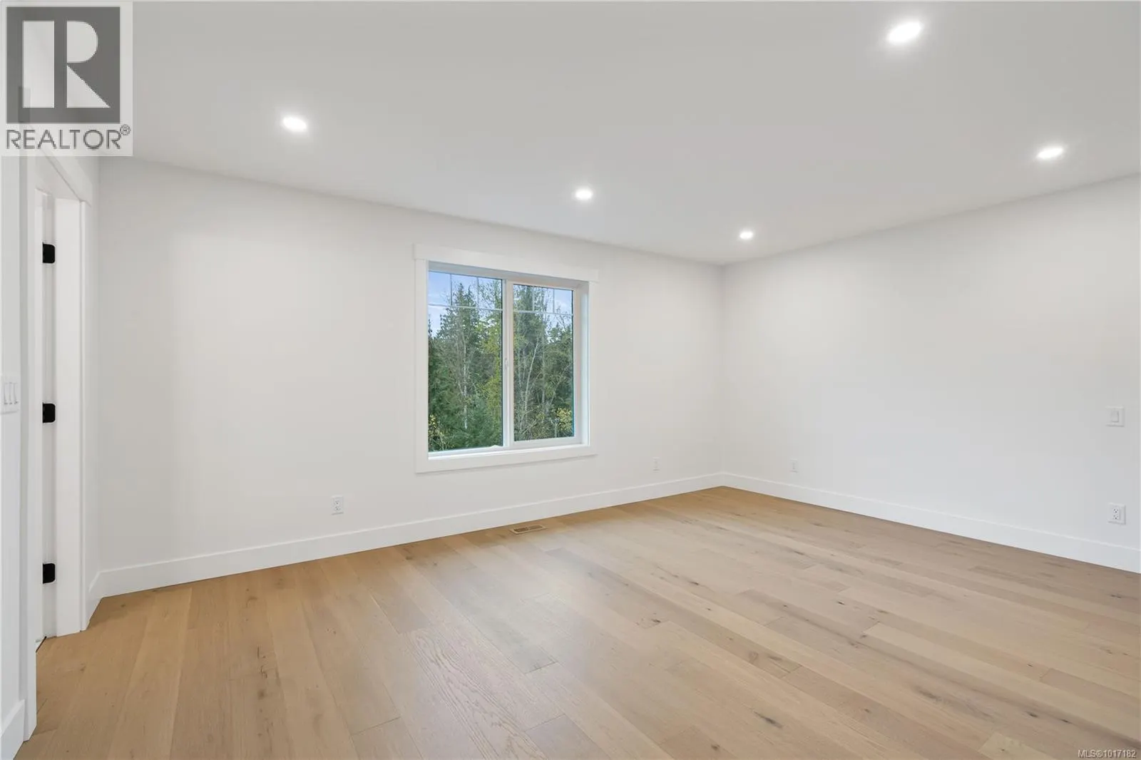 1037 Rozzano Pl