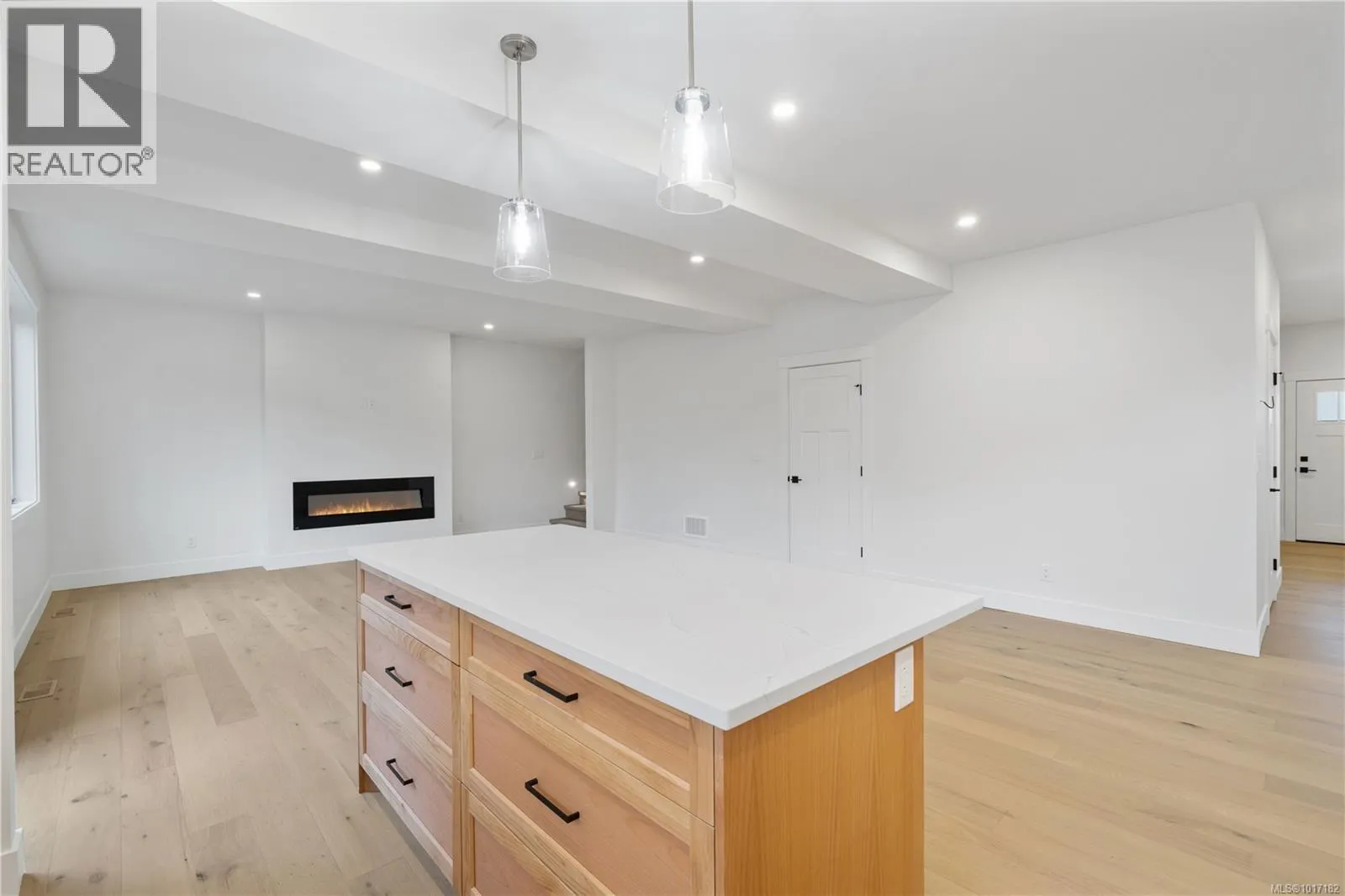 1037 Rozzano Pl
