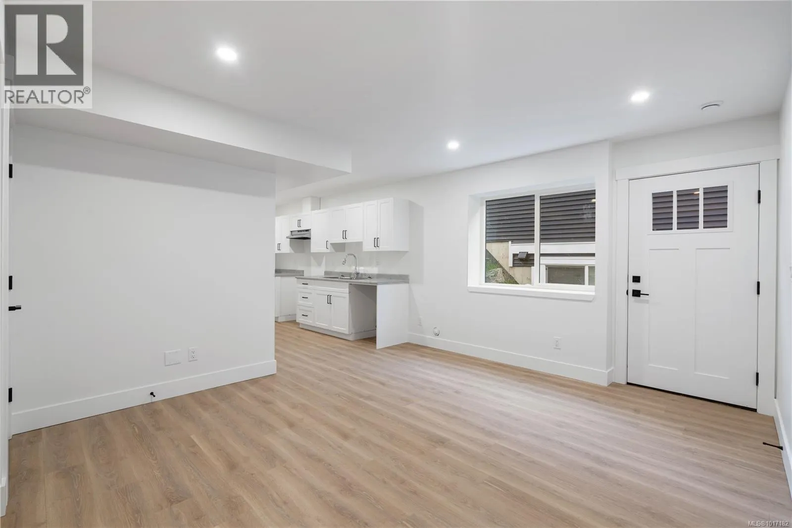 1037 Rozzano Pl