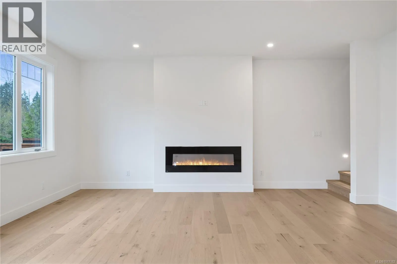 1037 Rozzano Pl