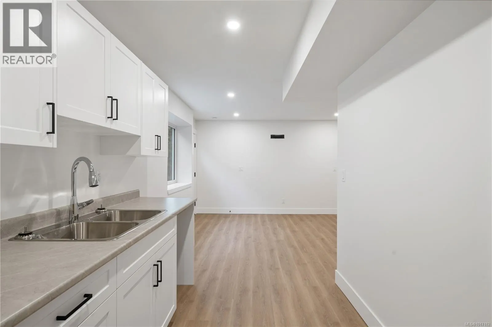 1037 Rozzano Pl