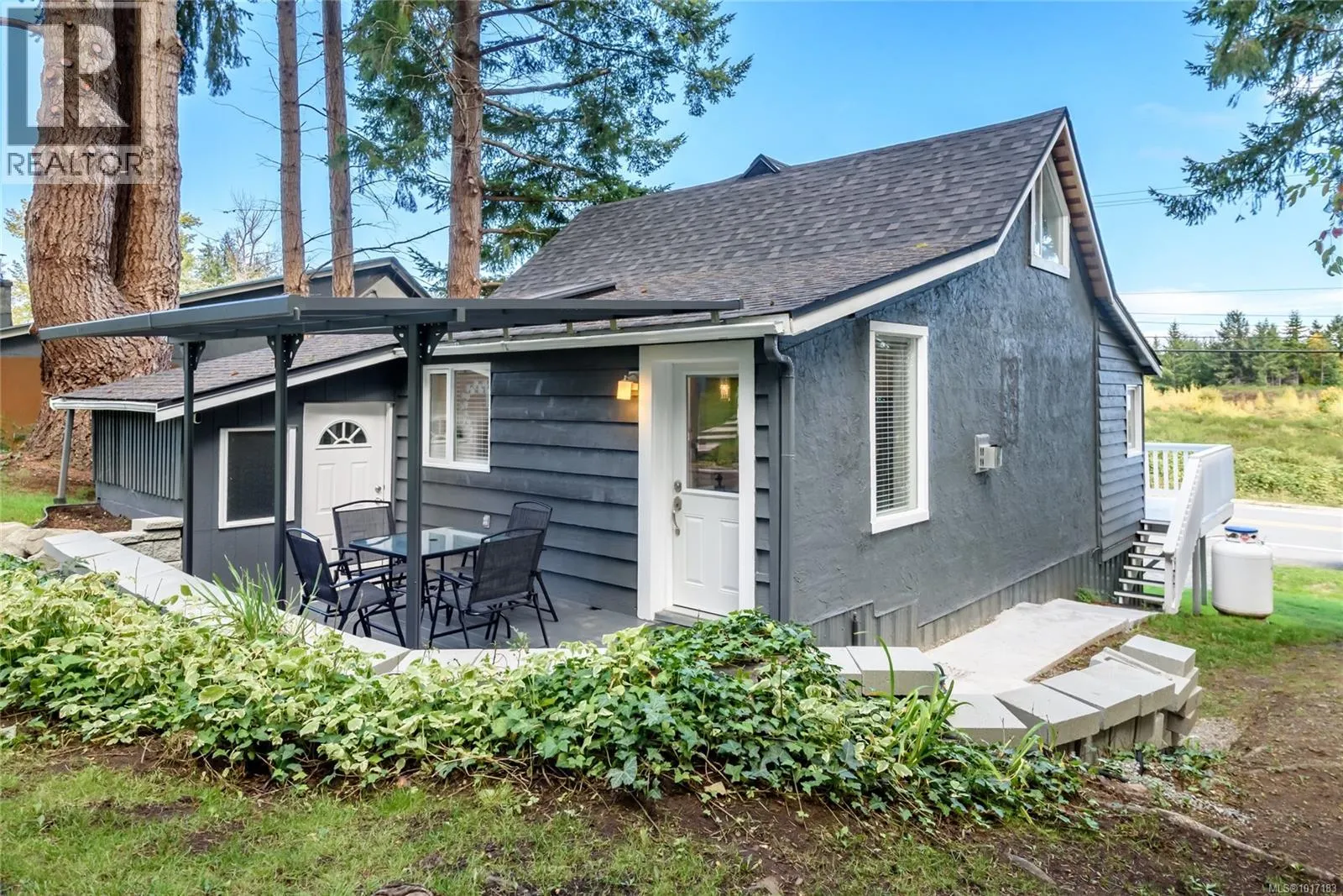 5429 Island Hwy