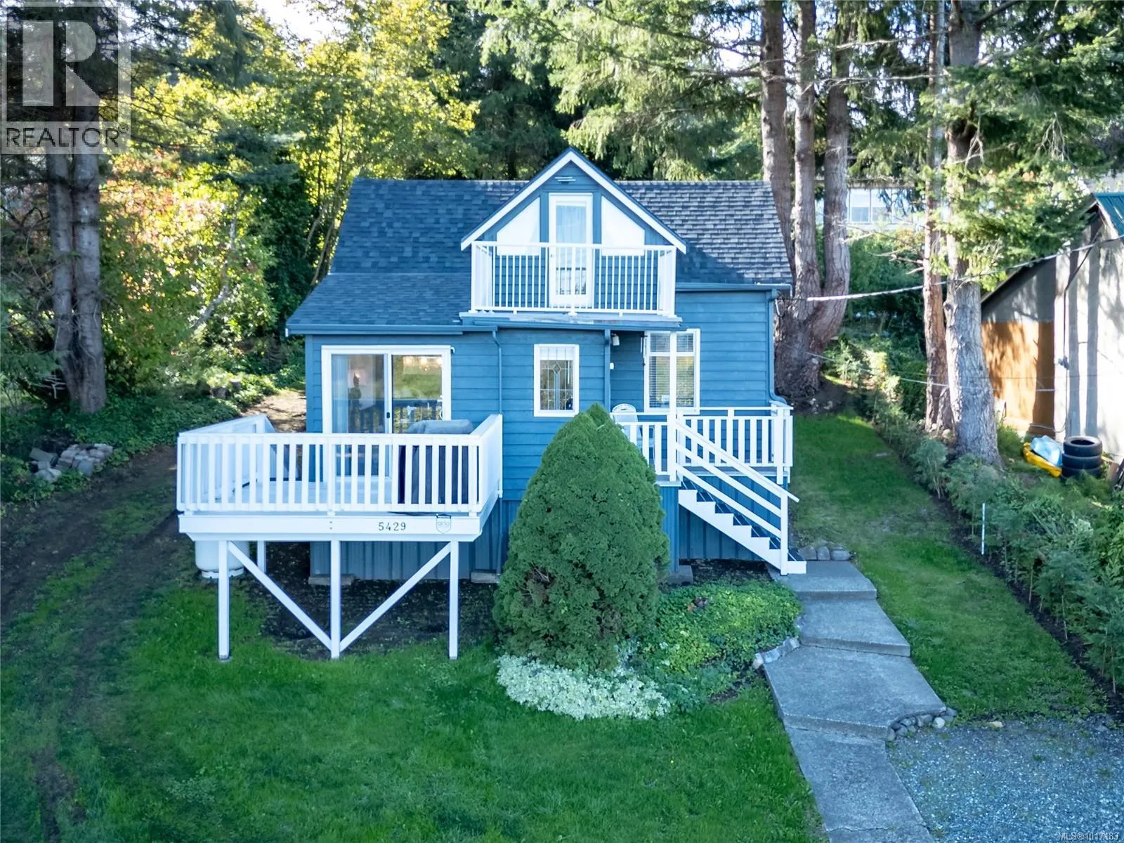 5429 Island Hwy