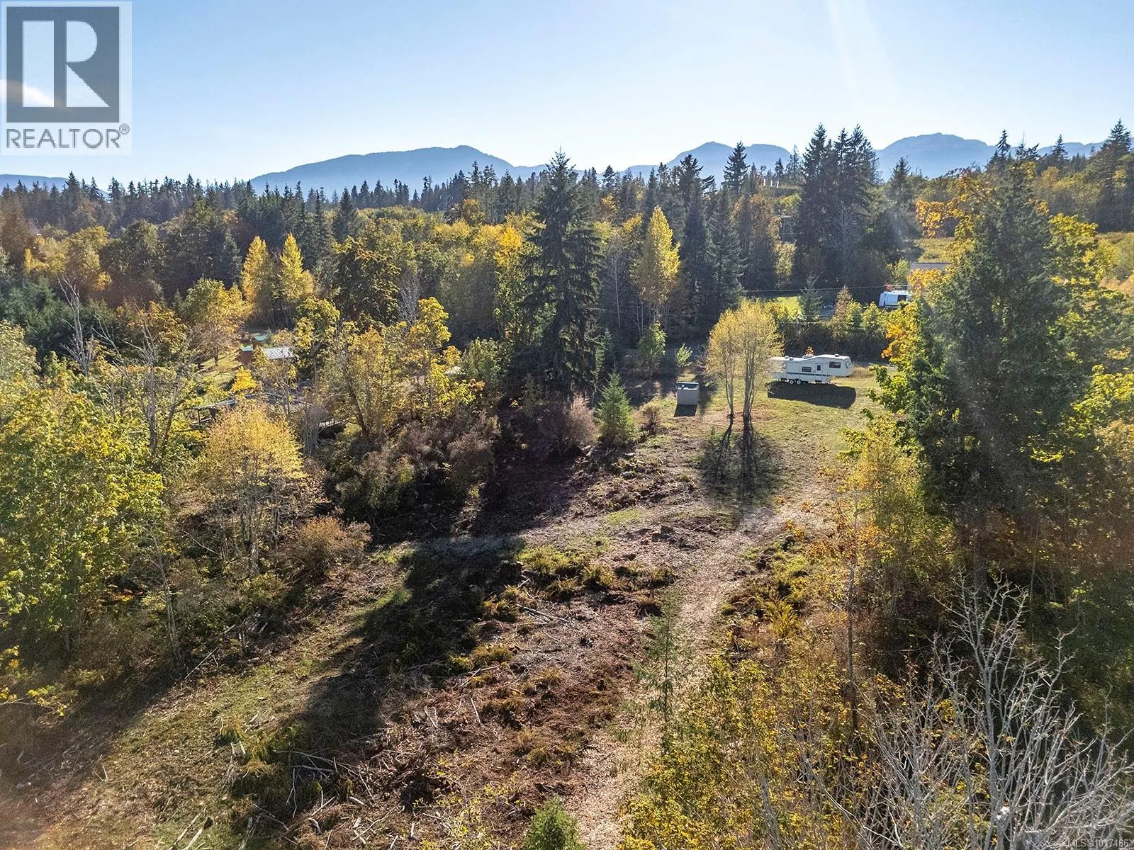 LOT 5 Country Rd