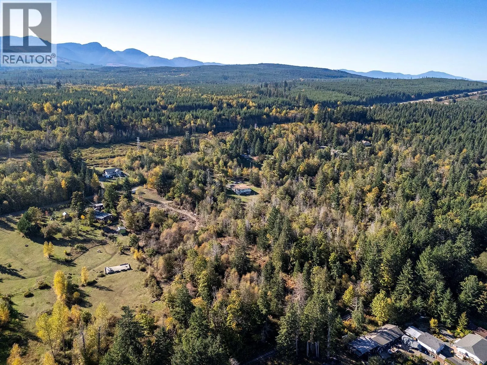 LOT 5 Country Rd