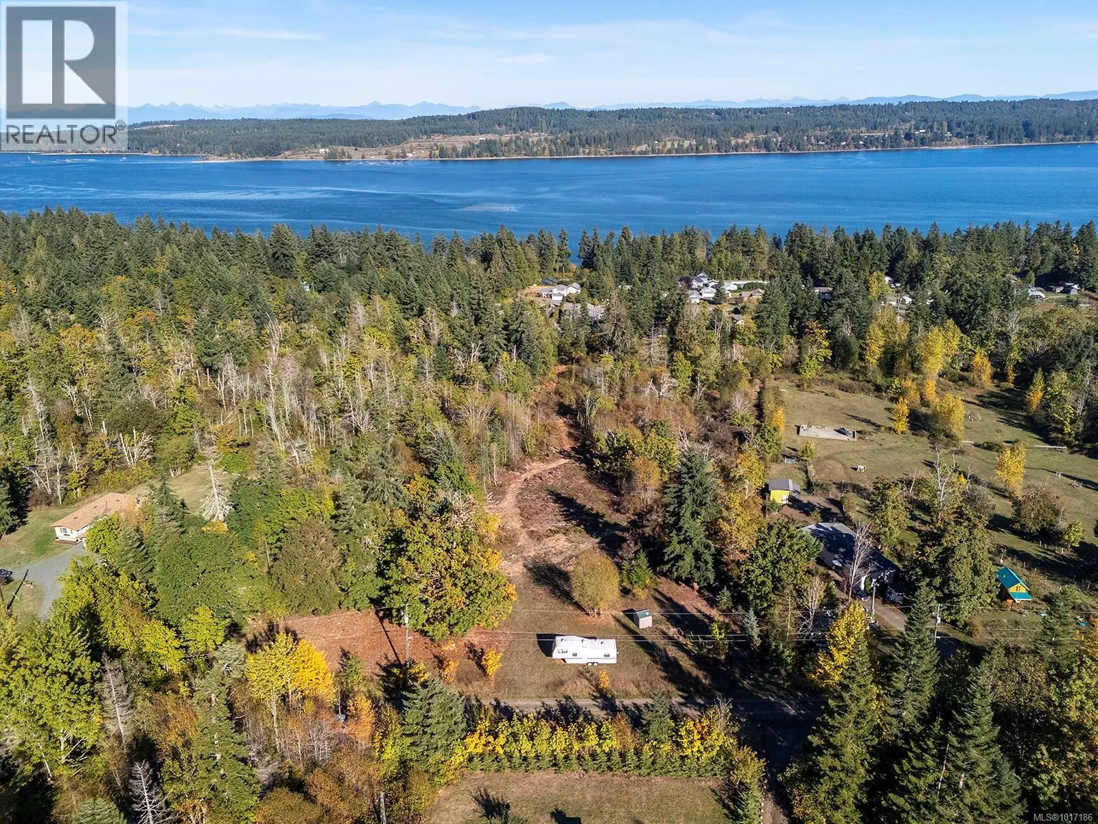 LOT 5 Country Rd