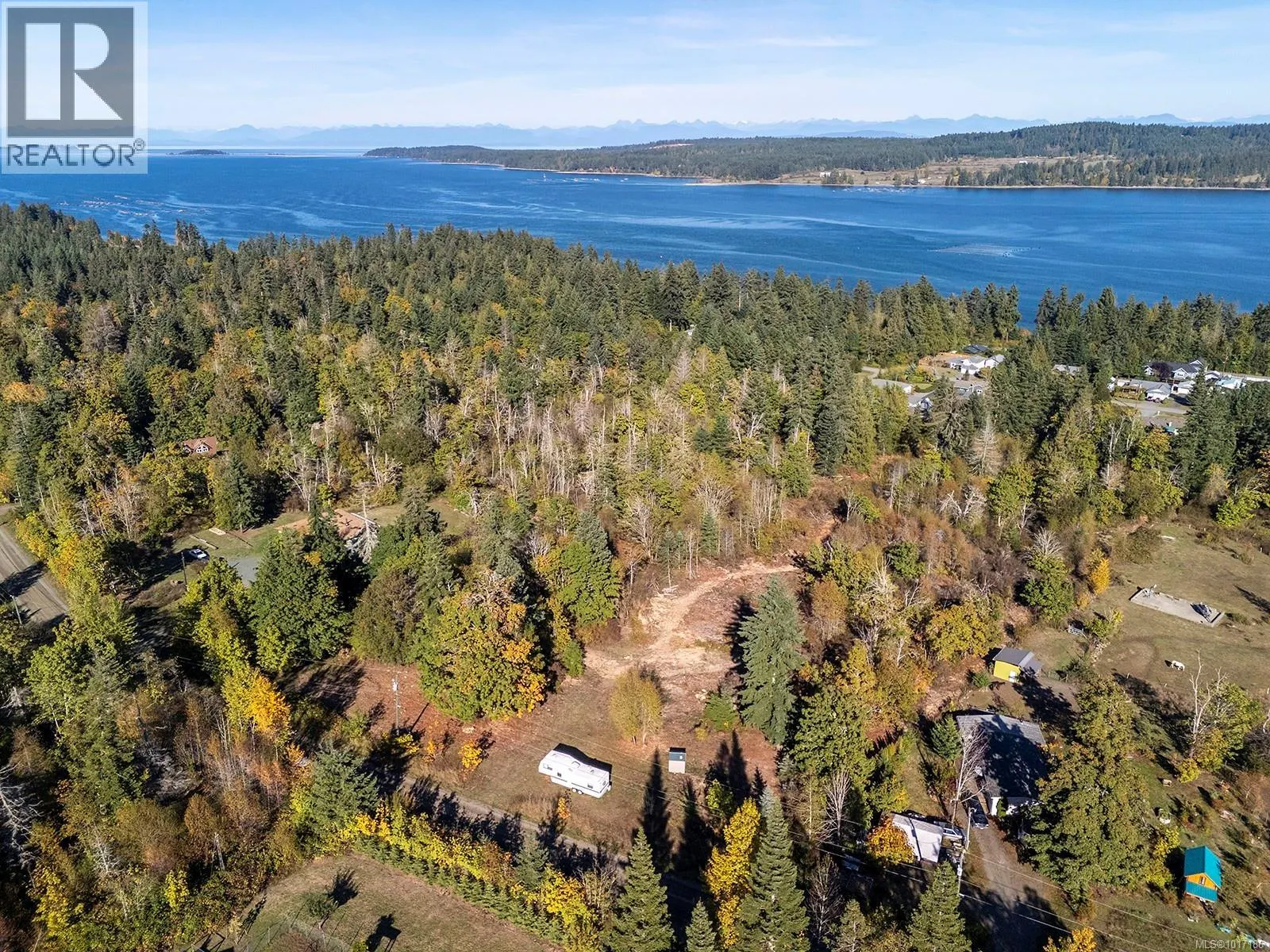 LOT 5 Country Rd