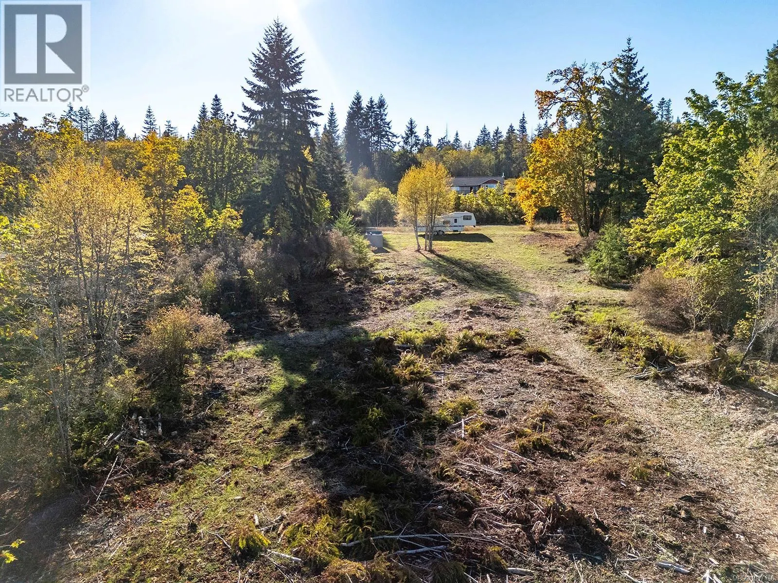 LOT 5 Country Rd