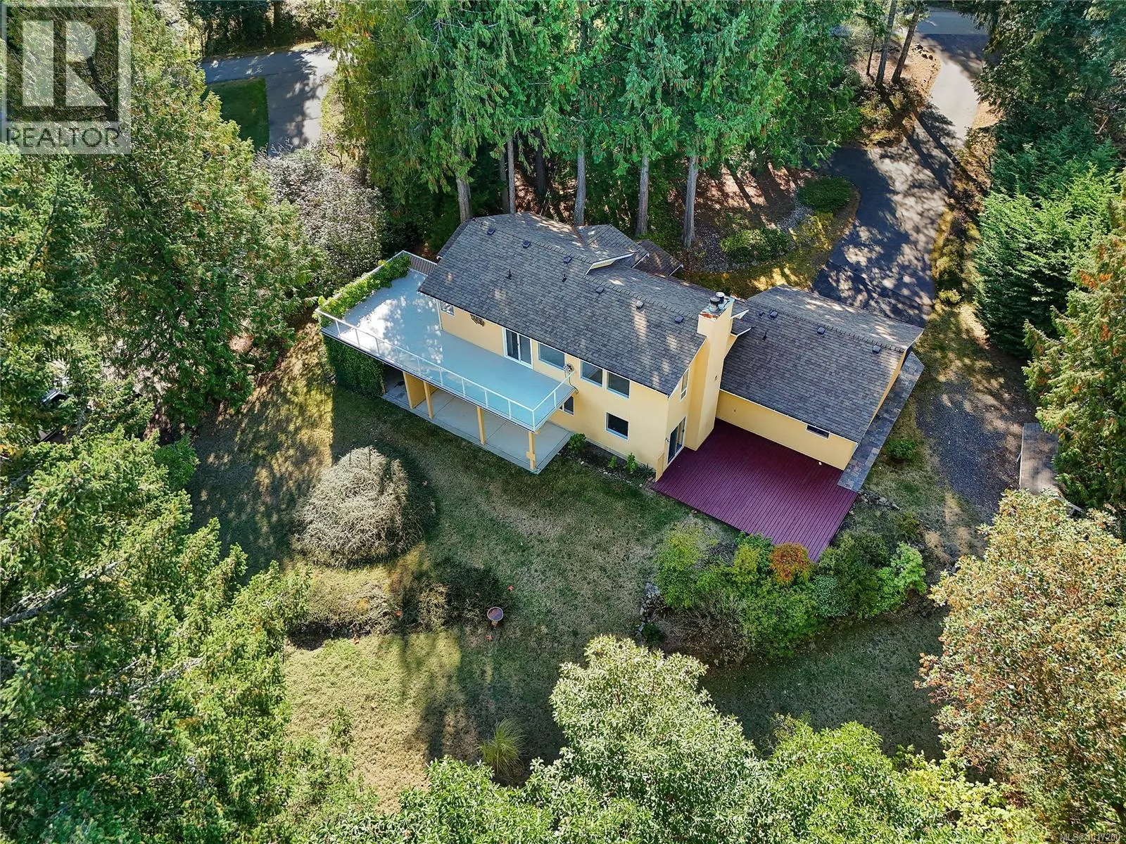 1470 Honeysuckle Pl