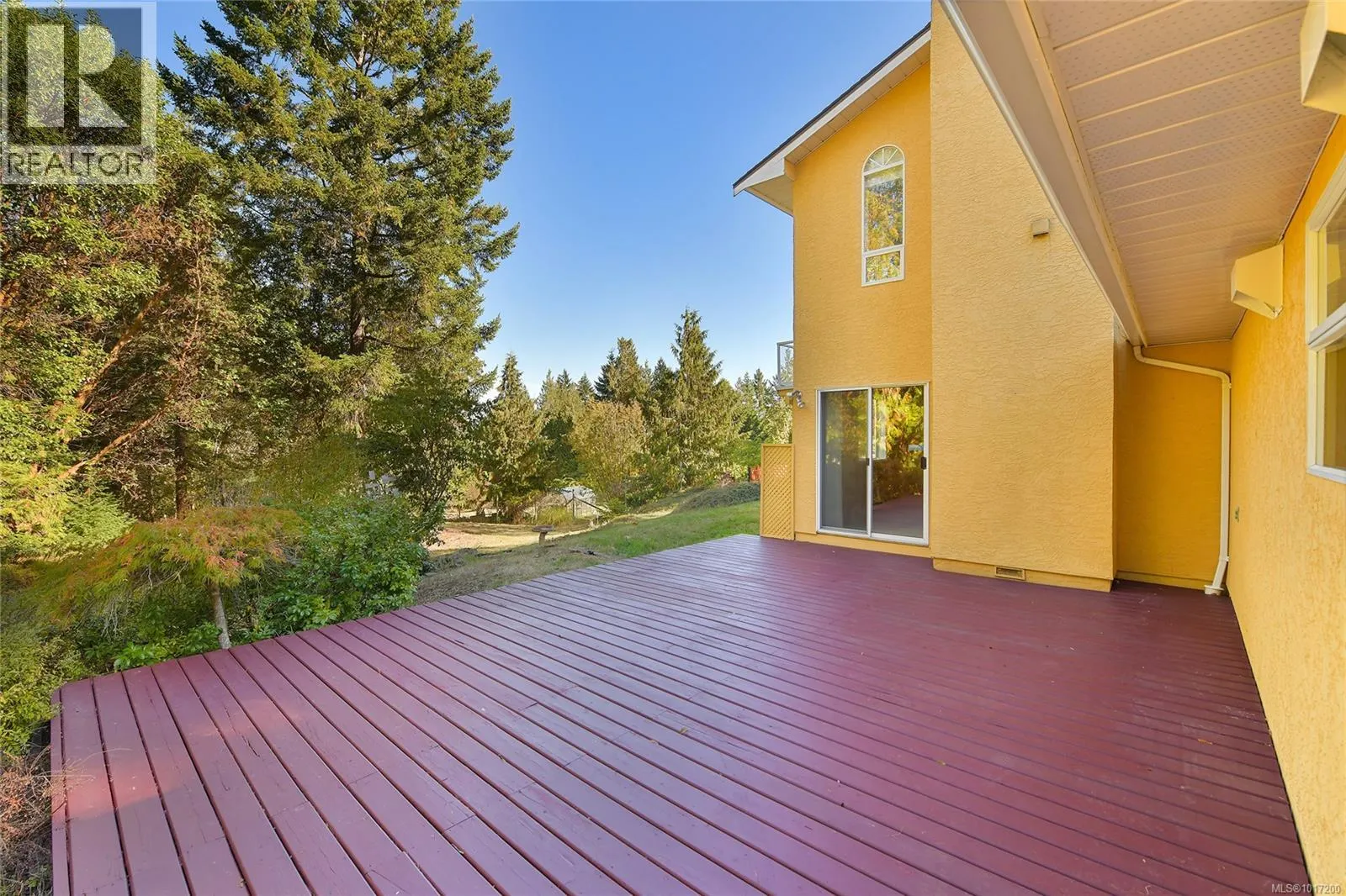 1470 Honeysuckle Pl