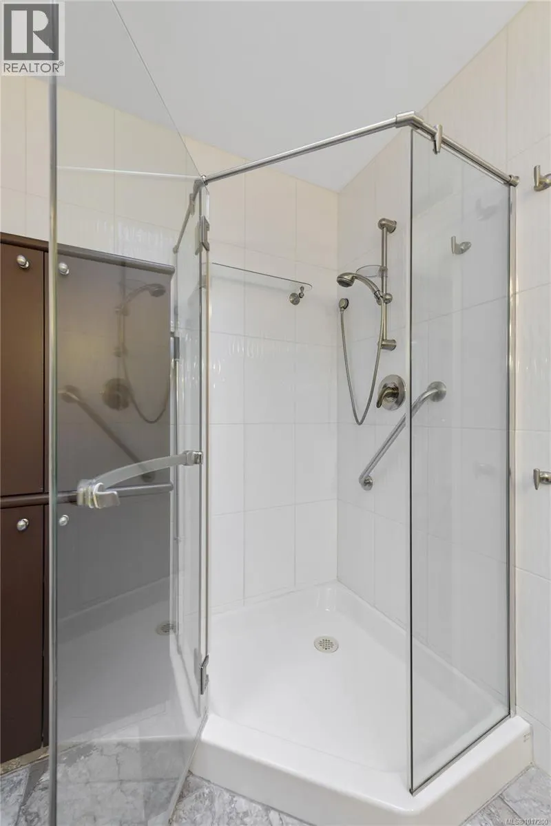 1470 Honeysuckle Pl