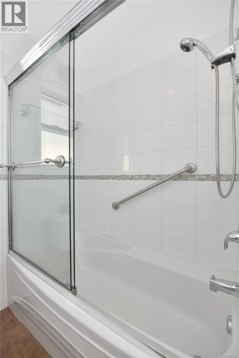 1470 Honeysuckle Pl