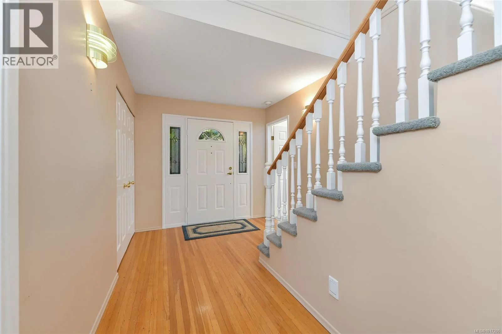 1470 Honeysuckle Pl