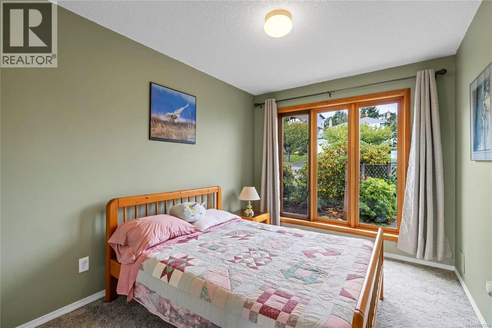 3656 Glen Oaks Cres