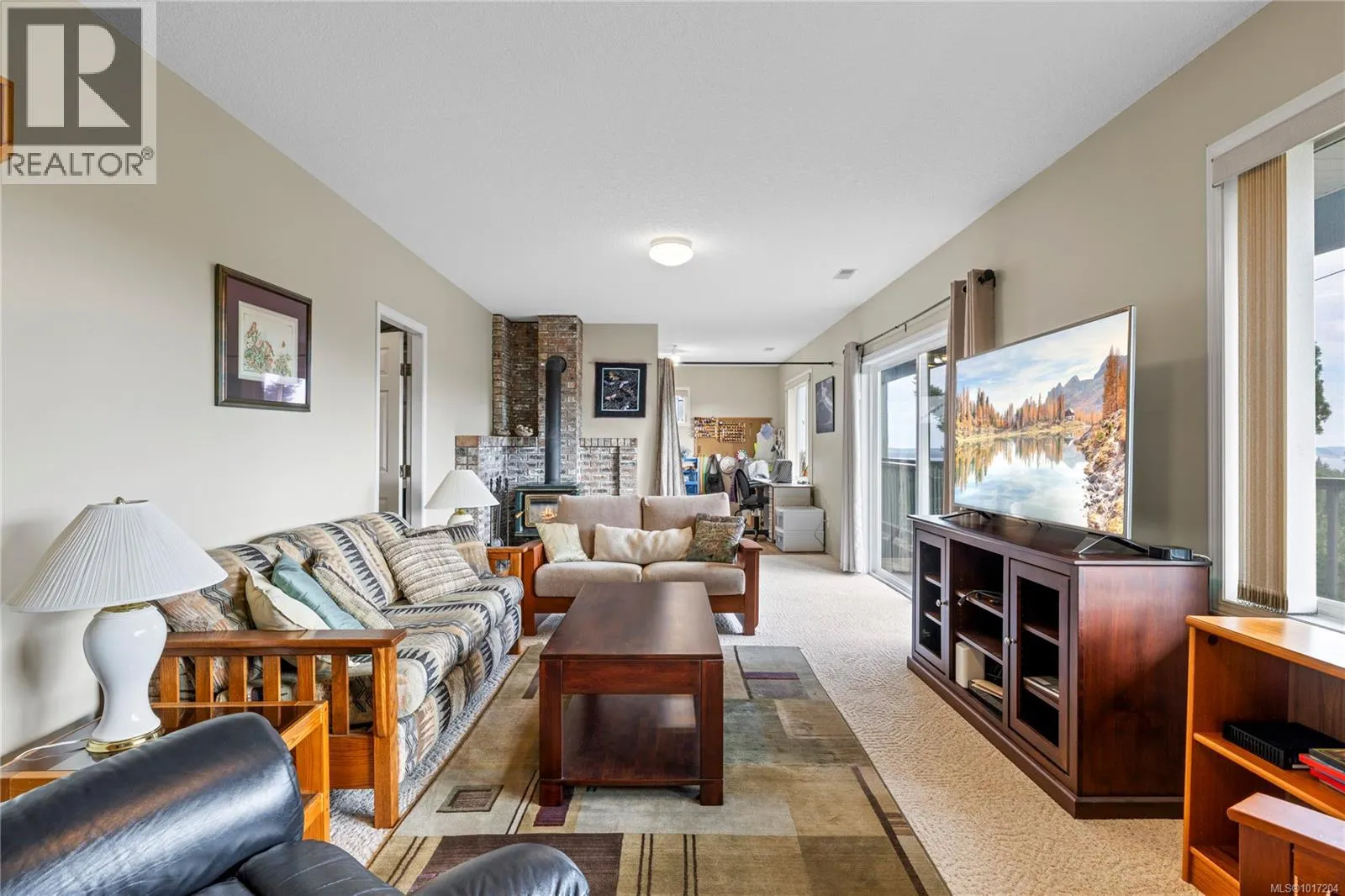 3656 Glen Oaks Cres