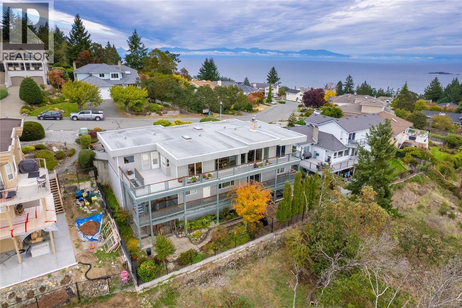 3656 Glen Oaks Cres