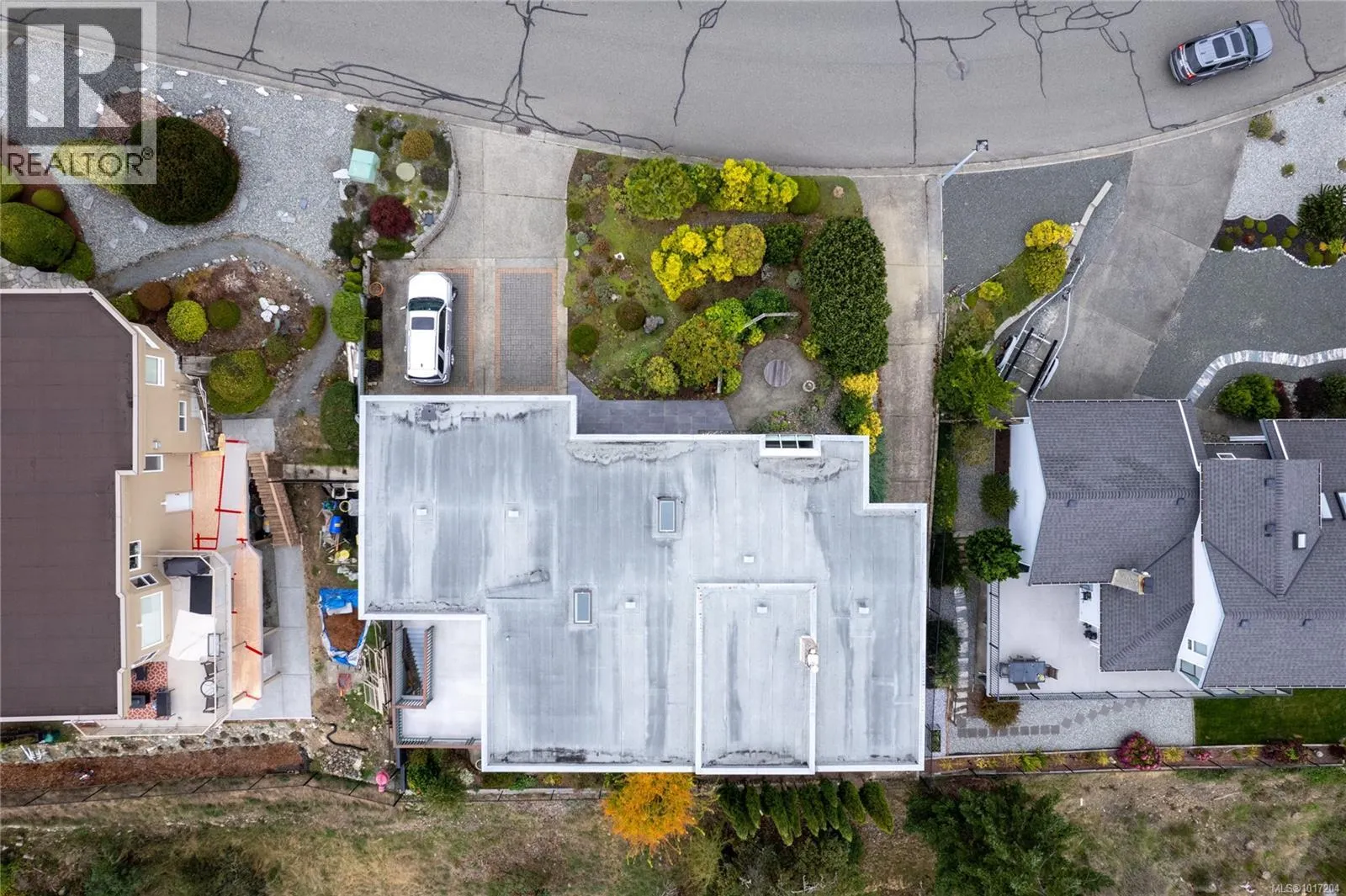 3656 Glen Oaks Cres