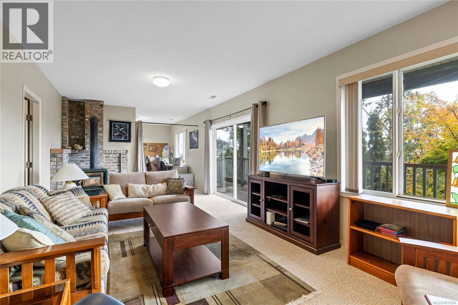 3656 Glen Oaks Cres