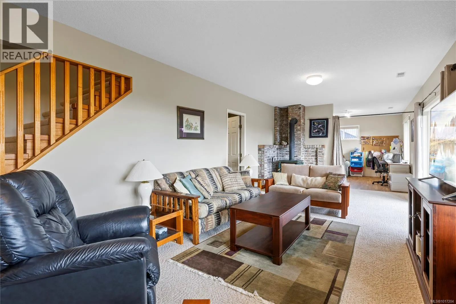 3656 Glen Oaks Cres