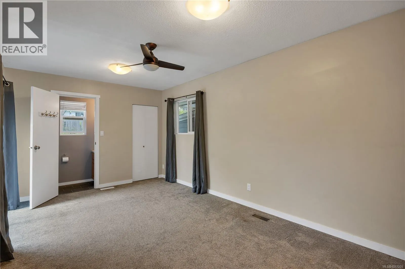 736 Nancy Greene Dr