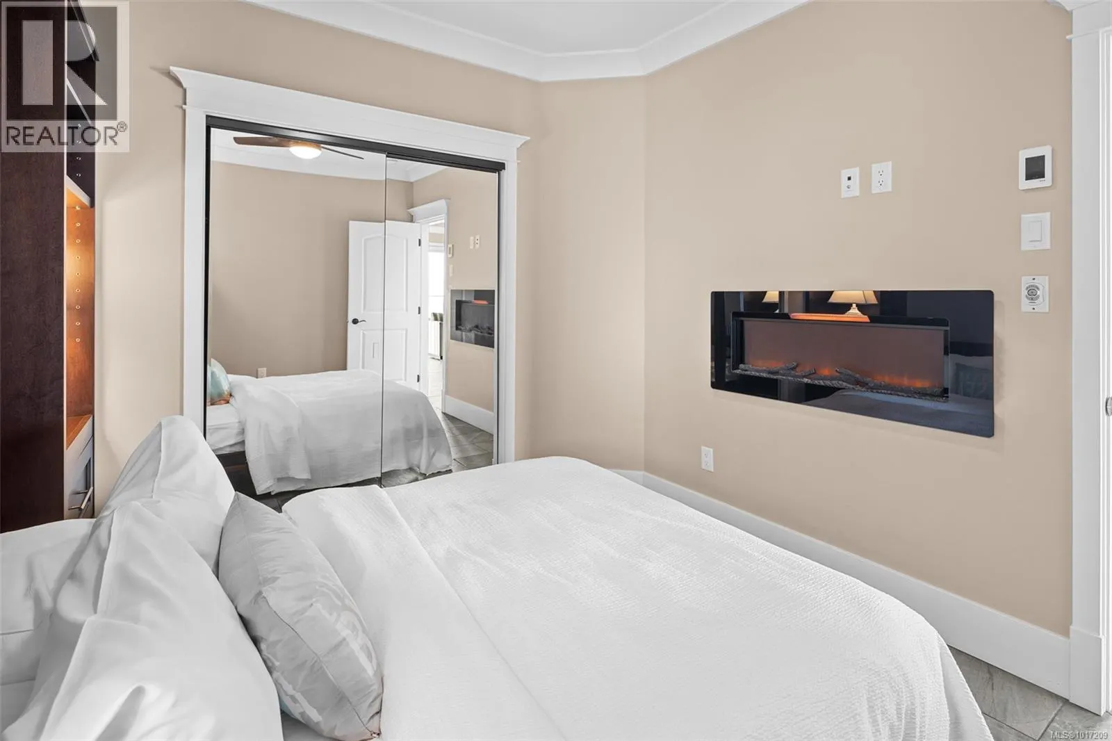 43A 1000 SookePoint Pl