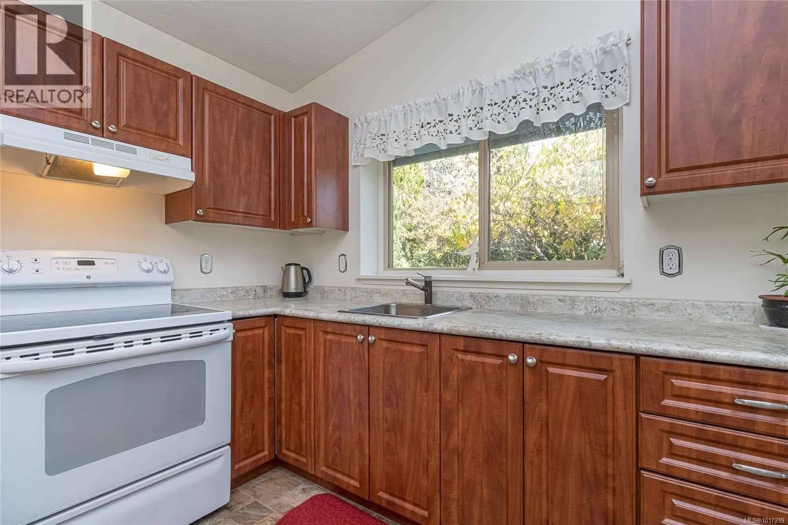13 4140 Interurban Rd