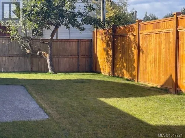 317 Pioneer Cres