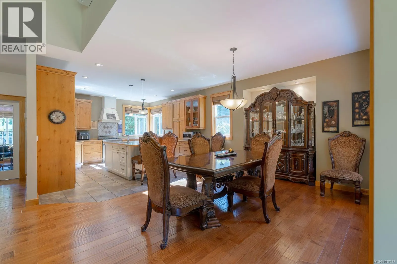 5320 Darnley Rd