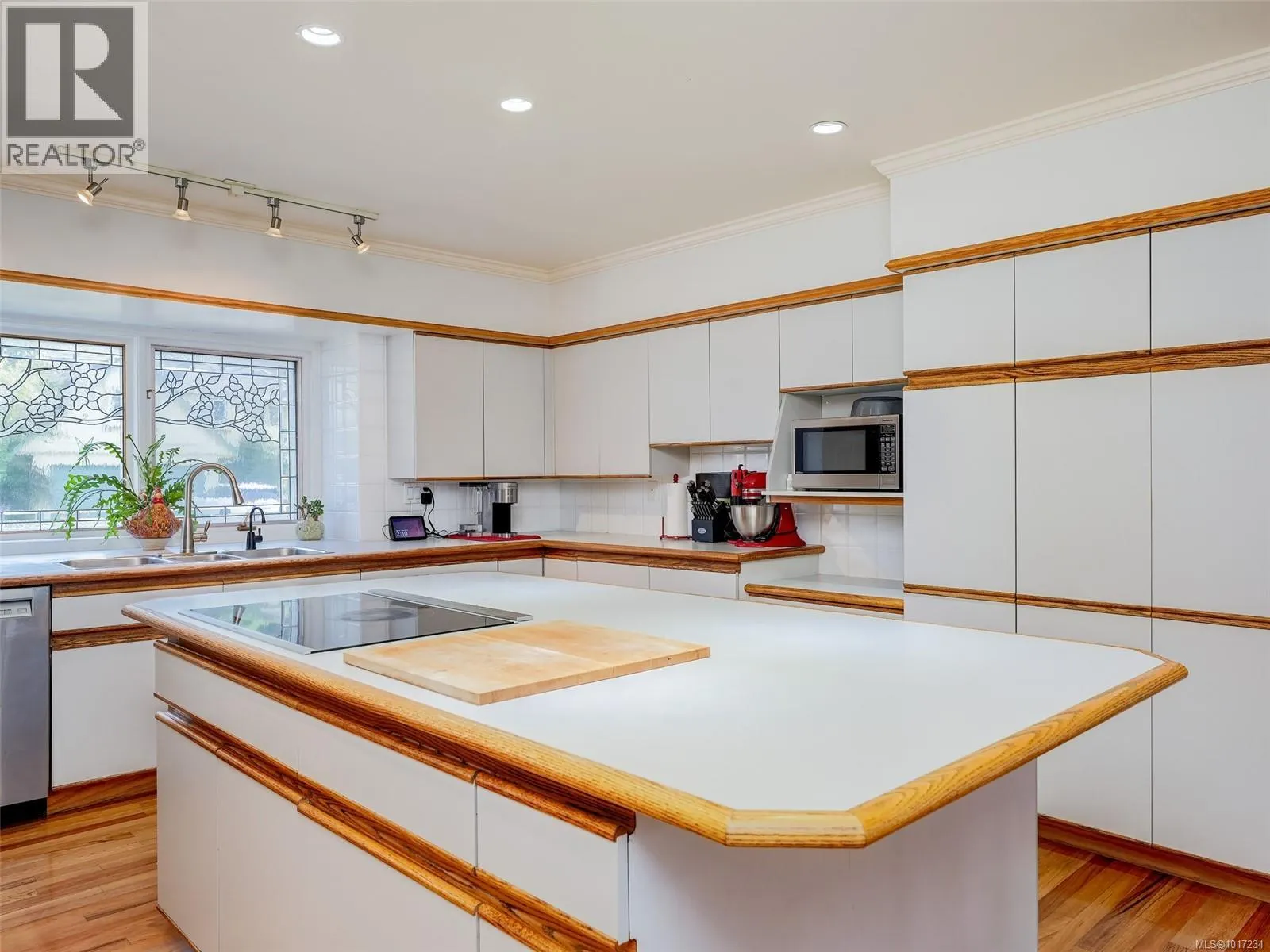 3914 Gibson Crt