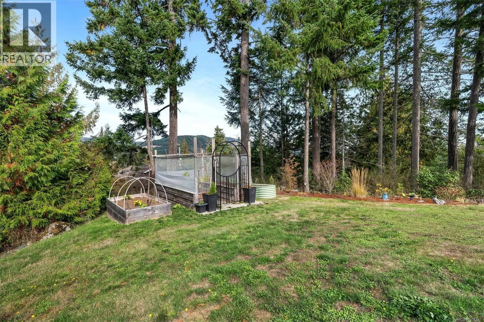 165 Okotoks Rd