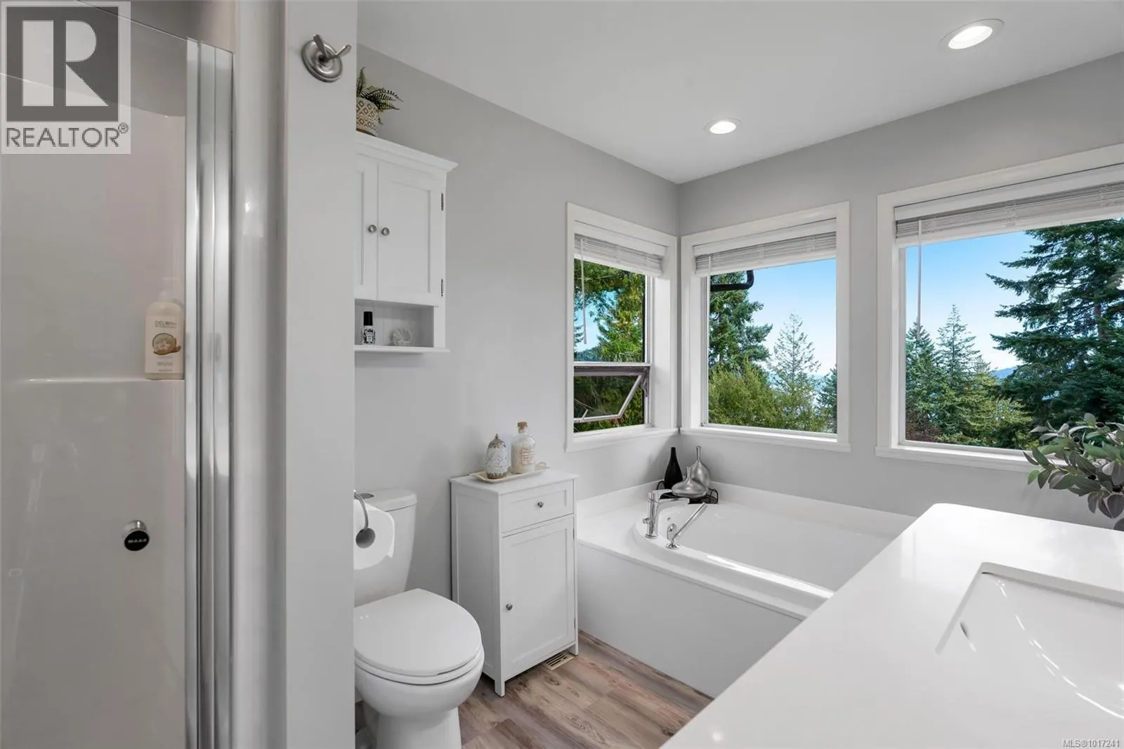 165 Okotoks Rd