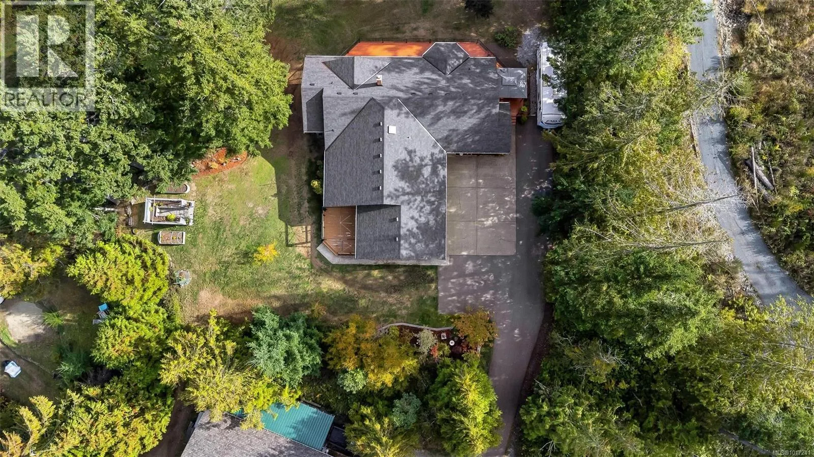165 Okotoks Rd