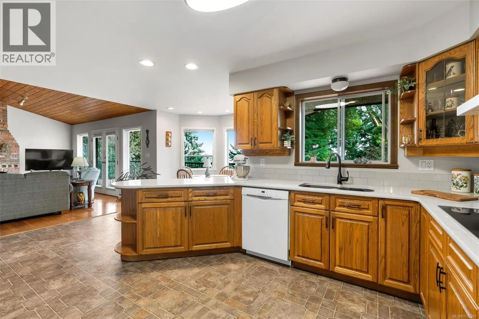 165 Okotoks Rd