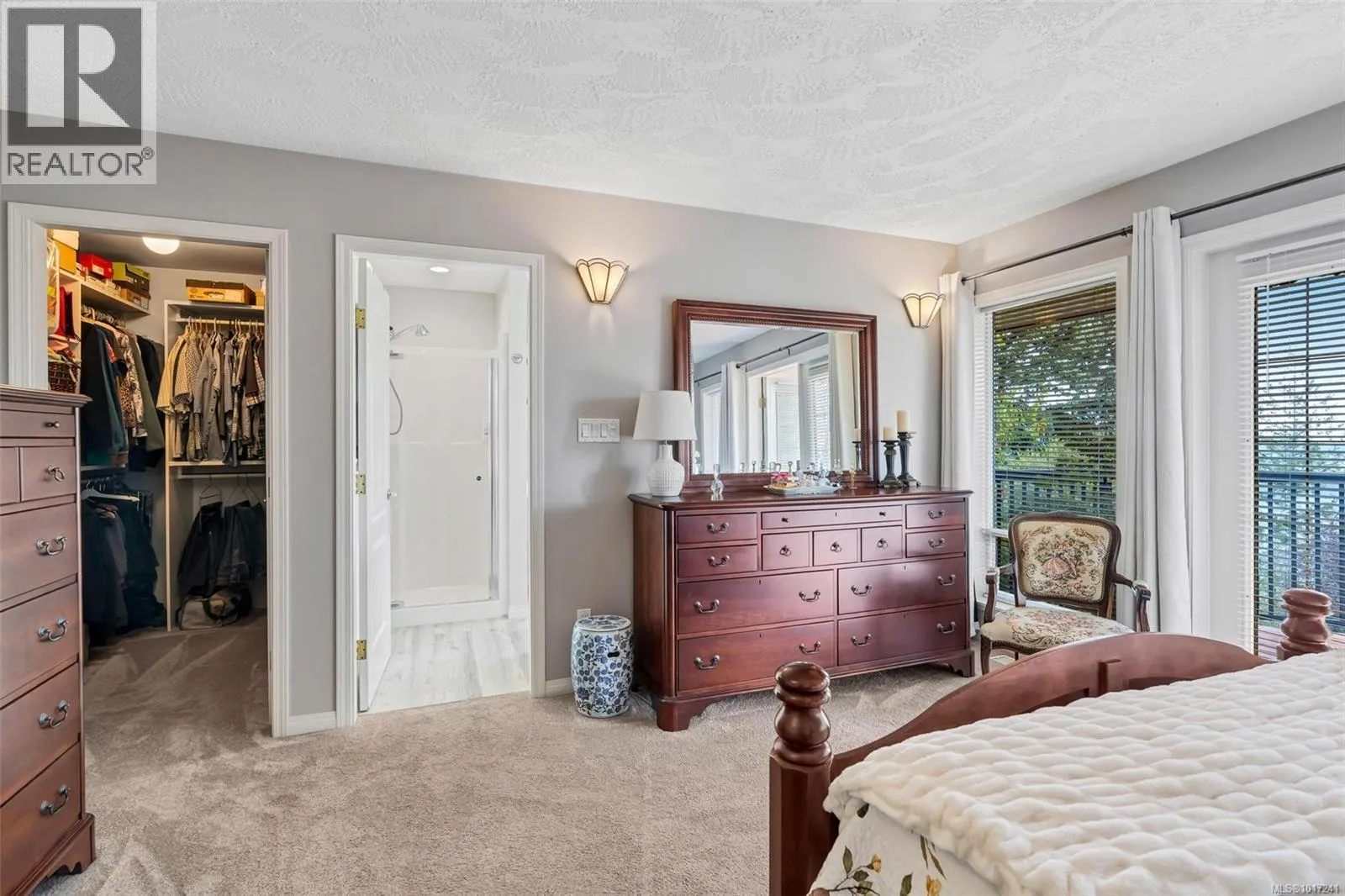 165 Okotoks Rd