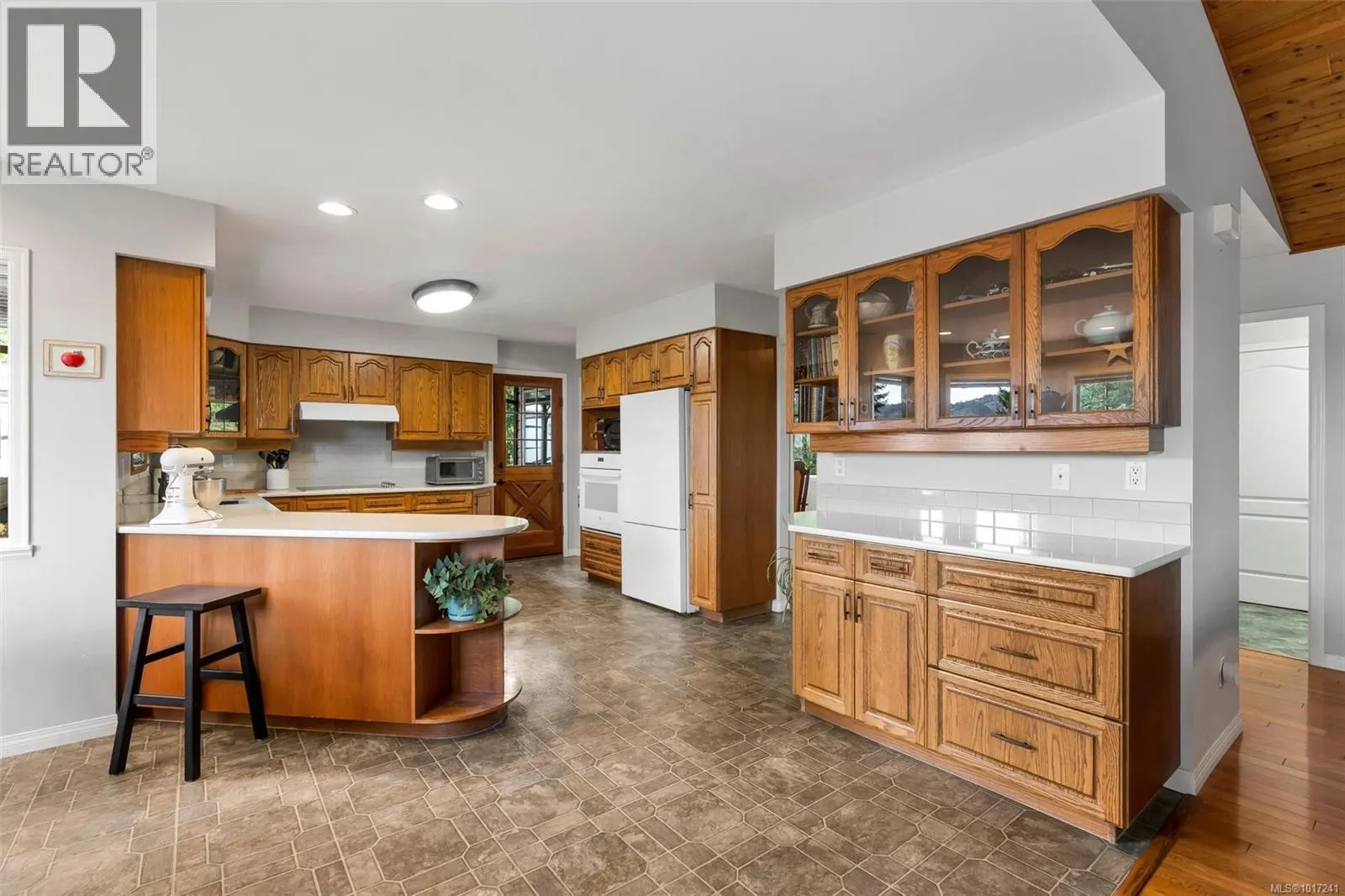 165 Okotoks Rd