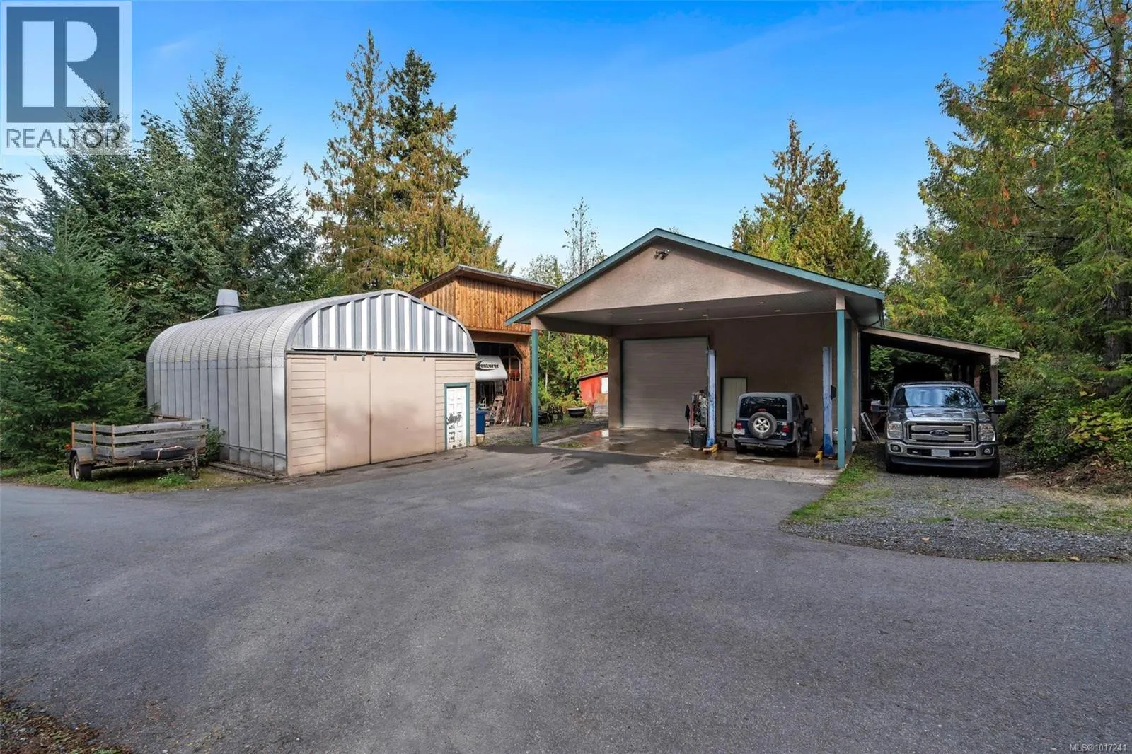 165 Okotoks Rd