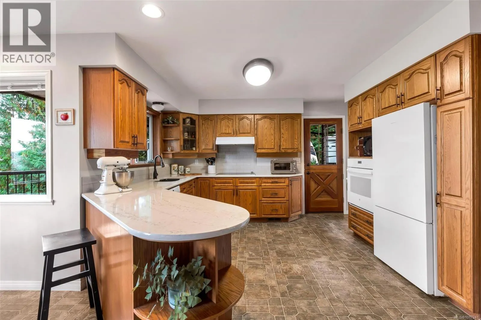 165 Okotoks Rd