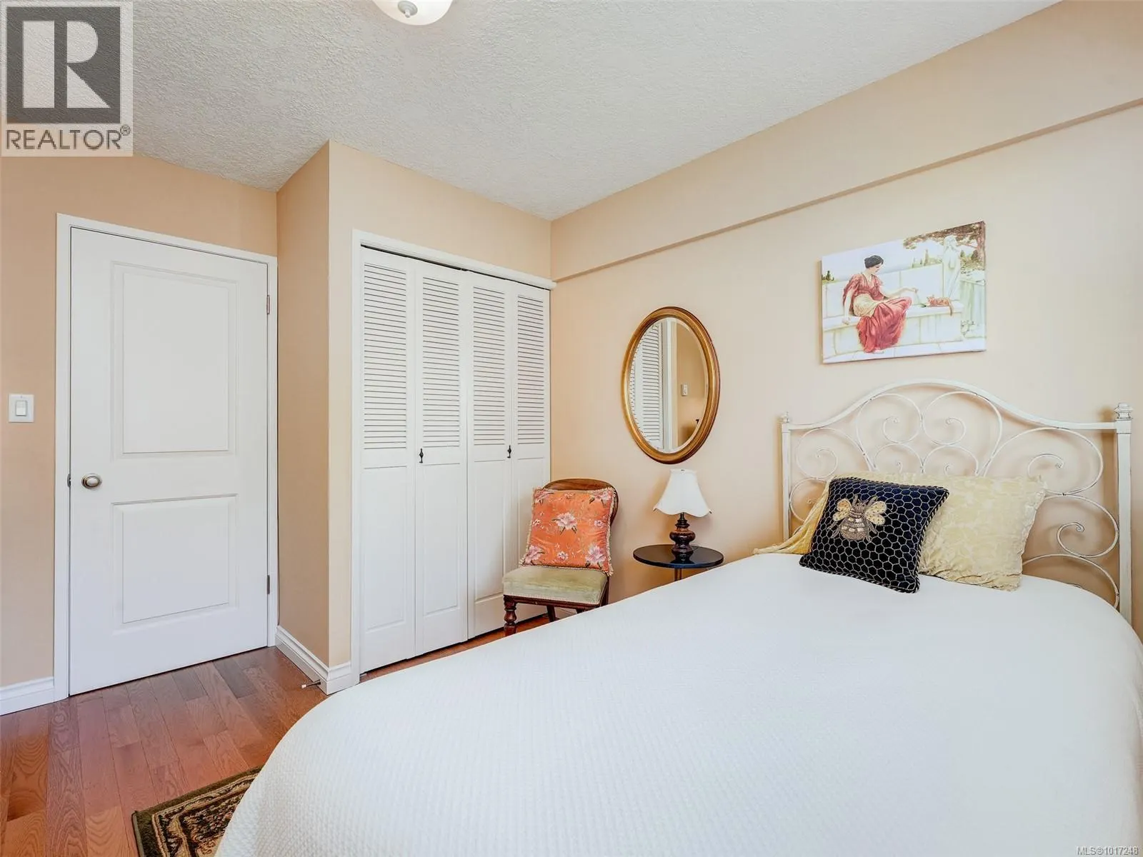 103 1540 Dallas Rd