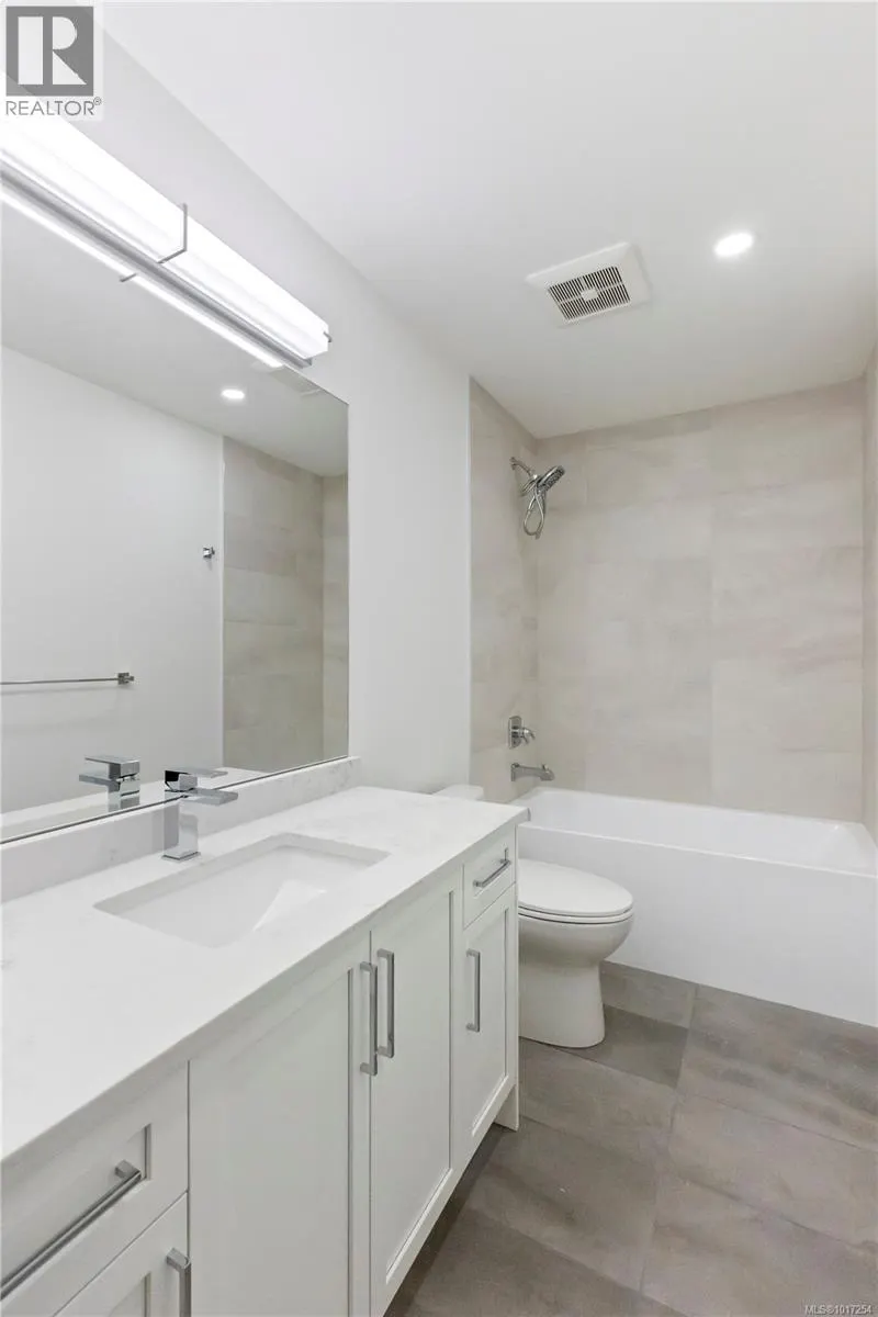 2343 Swallow Pl