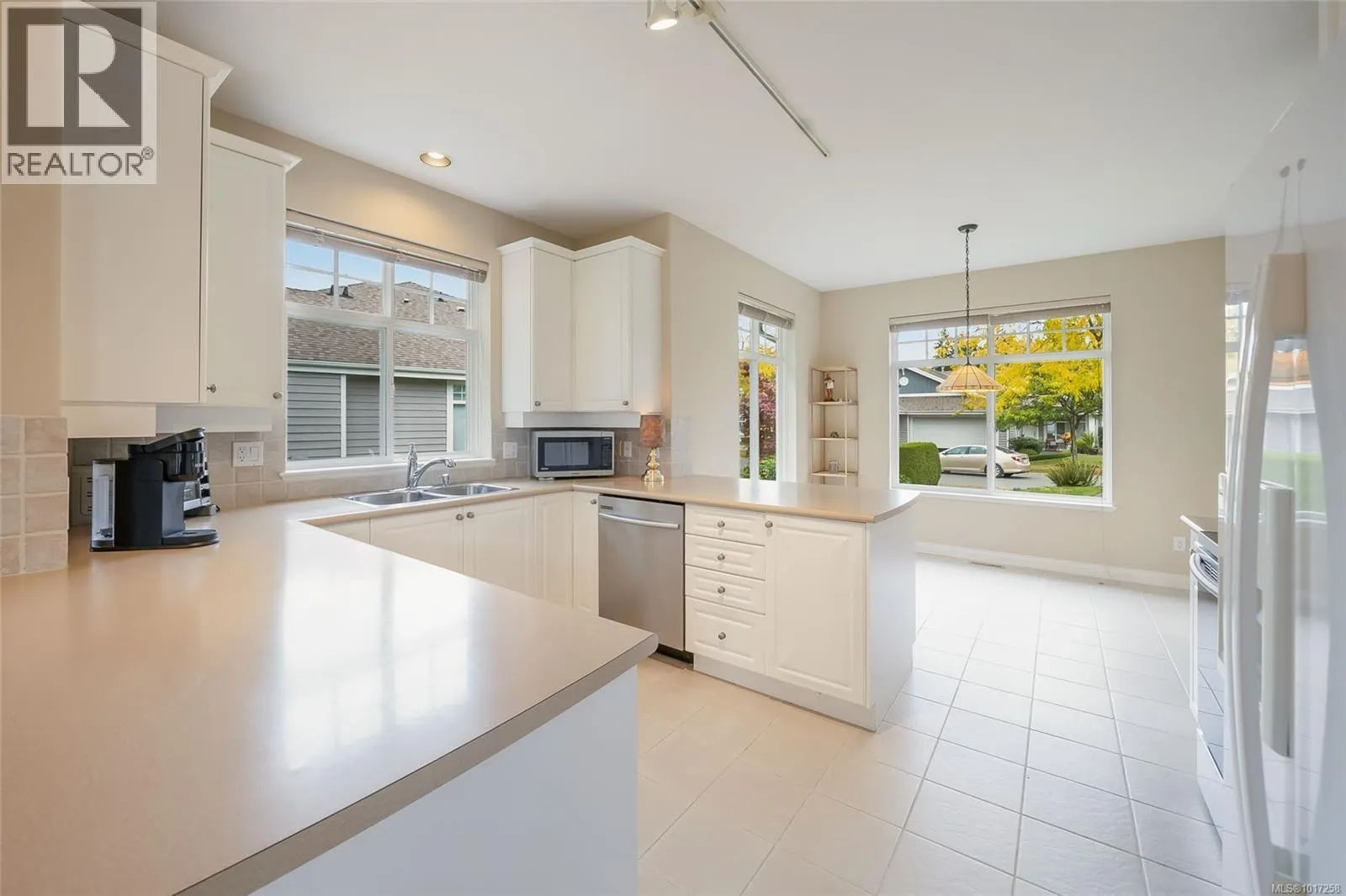 1358 Saturna Dr