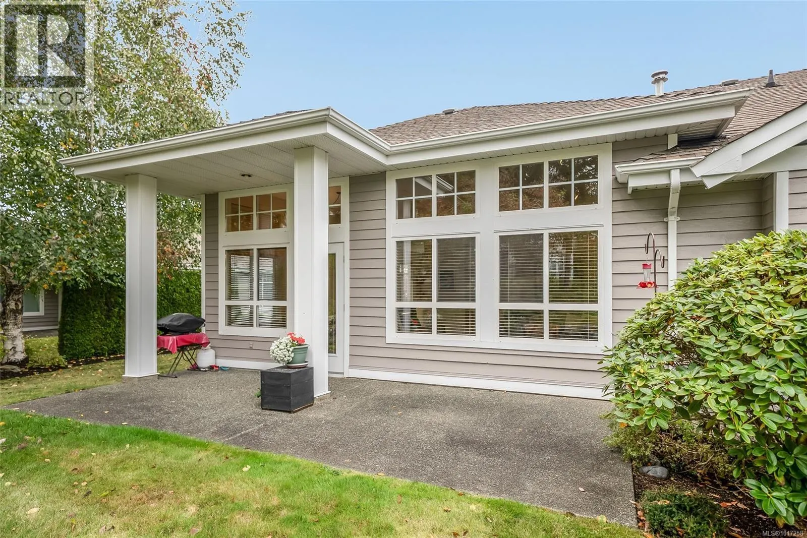 1358 Saturna Dr