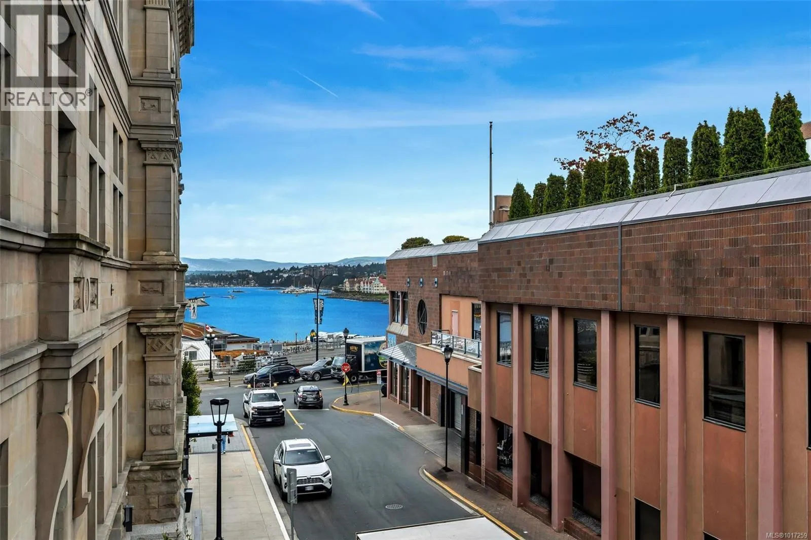 201 888 Government St