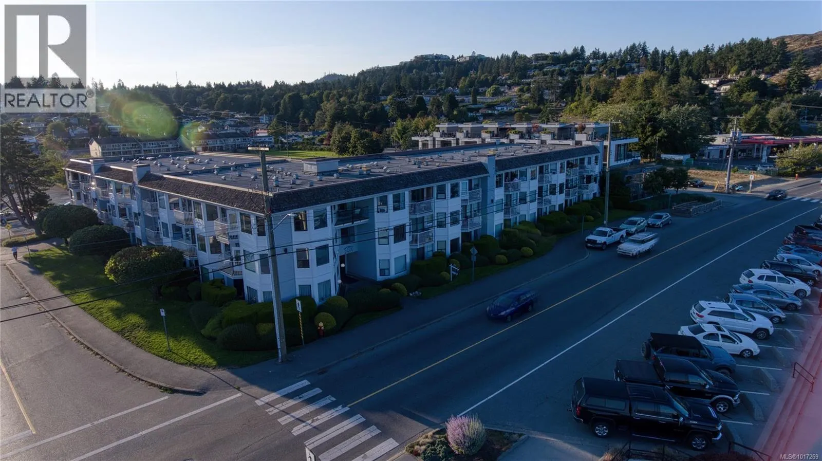 308 2815 Departure Bay Rd