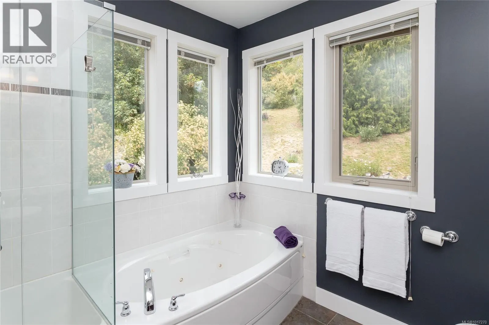 5360 Basinview Hts